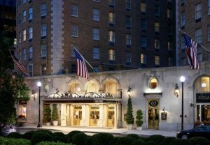 Photo of the entrance to the Mayflower Renaissance Hotel