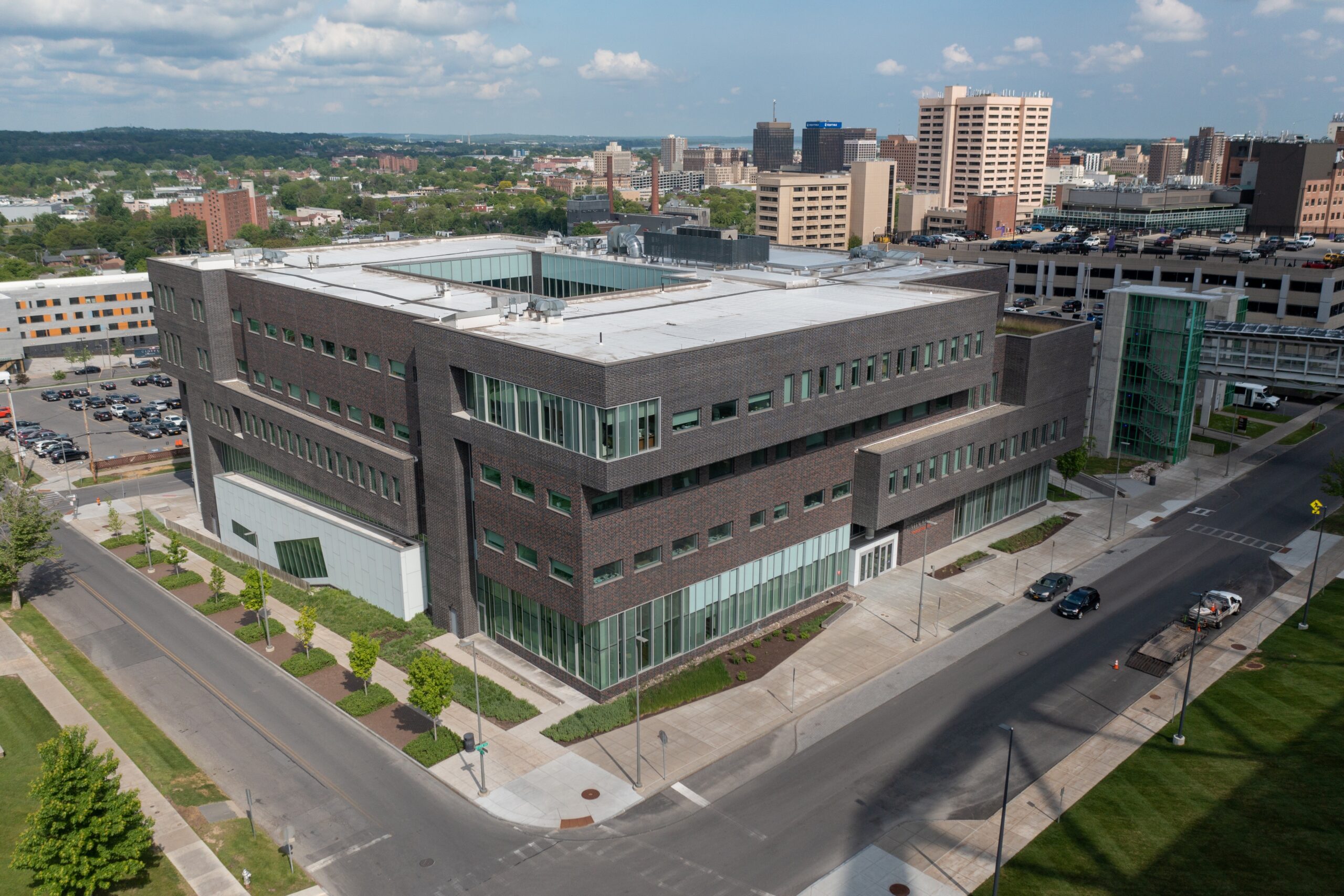 A picture of Syracuse University College of Law building.